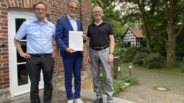 Honorarprofessur für Dr. Klaus Hans Pecher