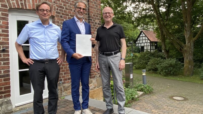 Honorarprofessur für Dr. Klaus Hans Pecher
